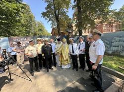 1 (9)